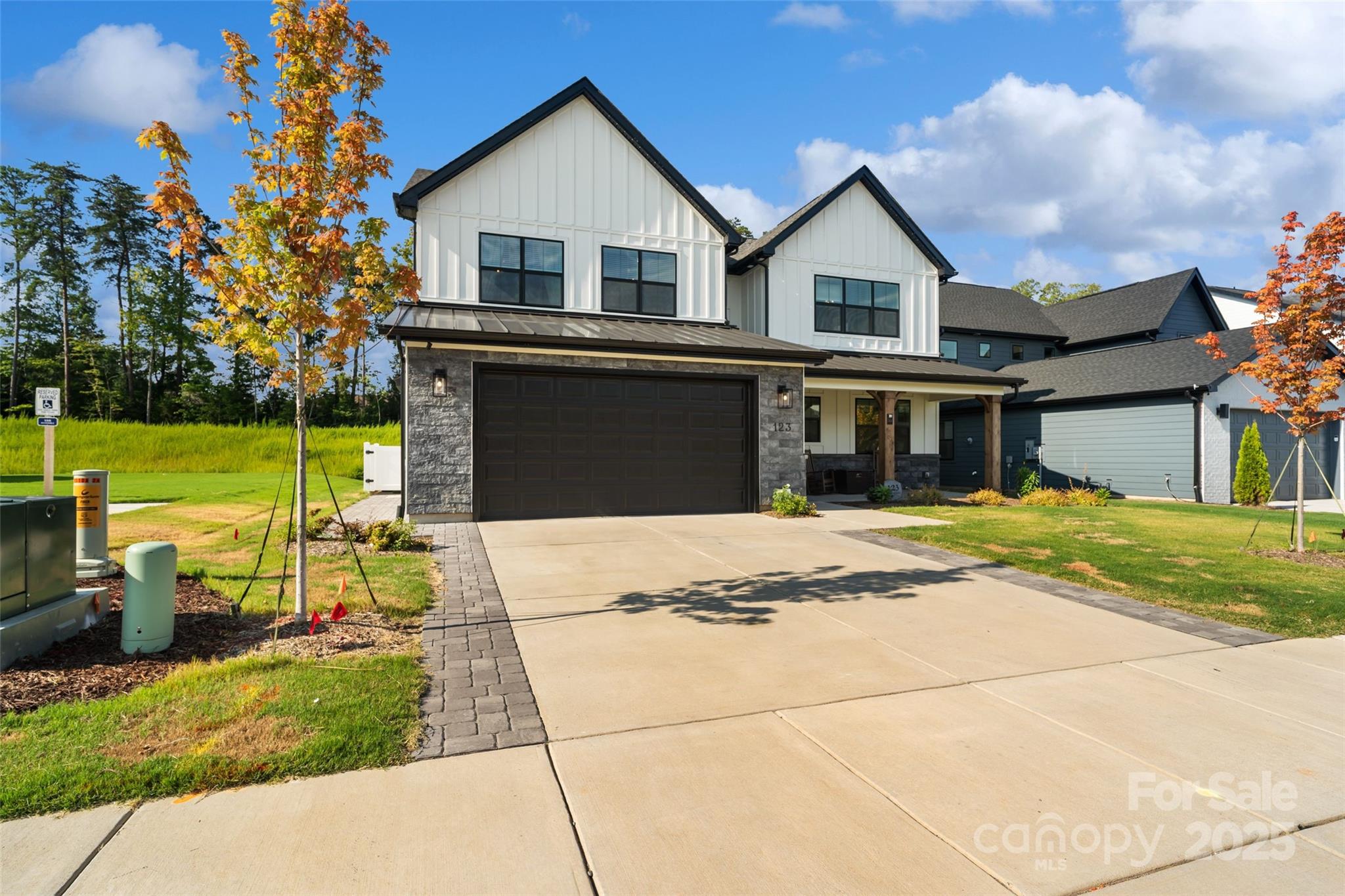 123 Windy Dell Drive
