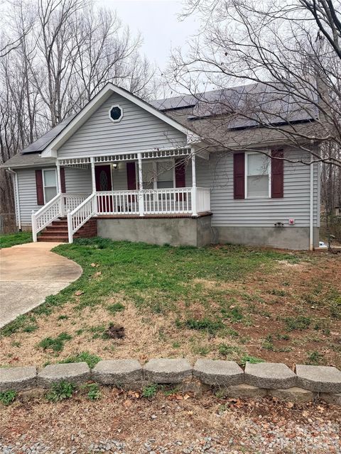 Photo of 7722 Farmbrook Drive, Waxhaw, NC 28173 (MLS # 4353211)