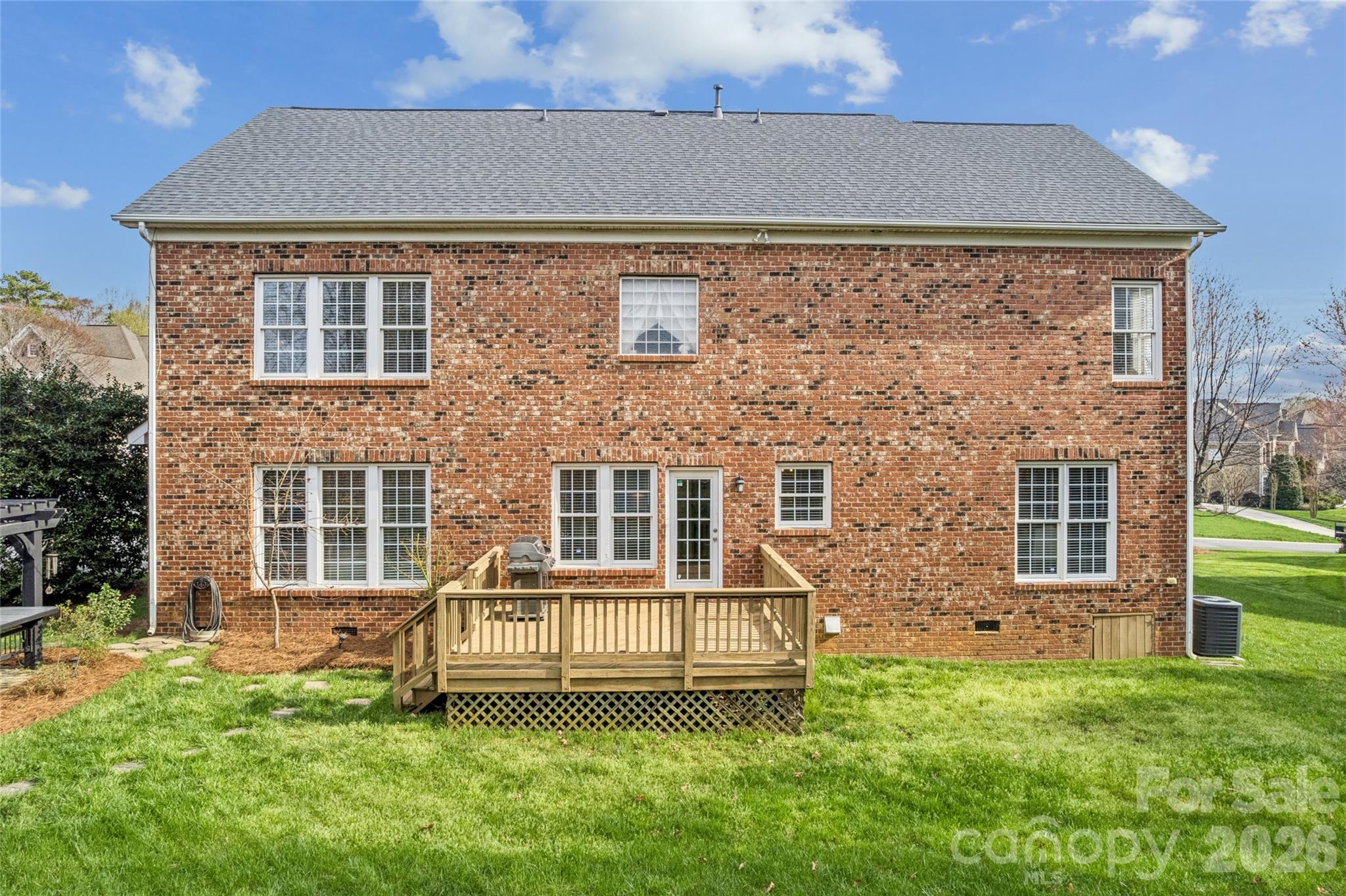 The Glen at Wesley Oaks - Residential