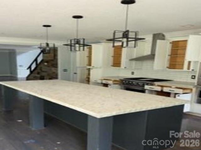 4 Sterling Oaks Drive