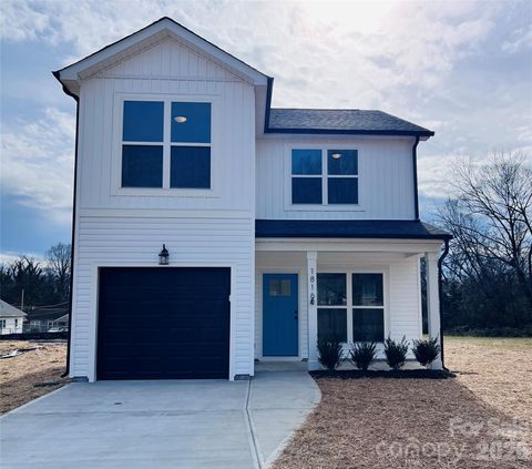 1816 E Greenbriar Road Statesville NC 28625