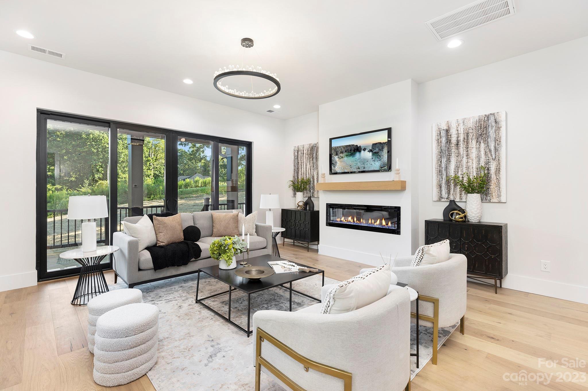 River Lure - Residential