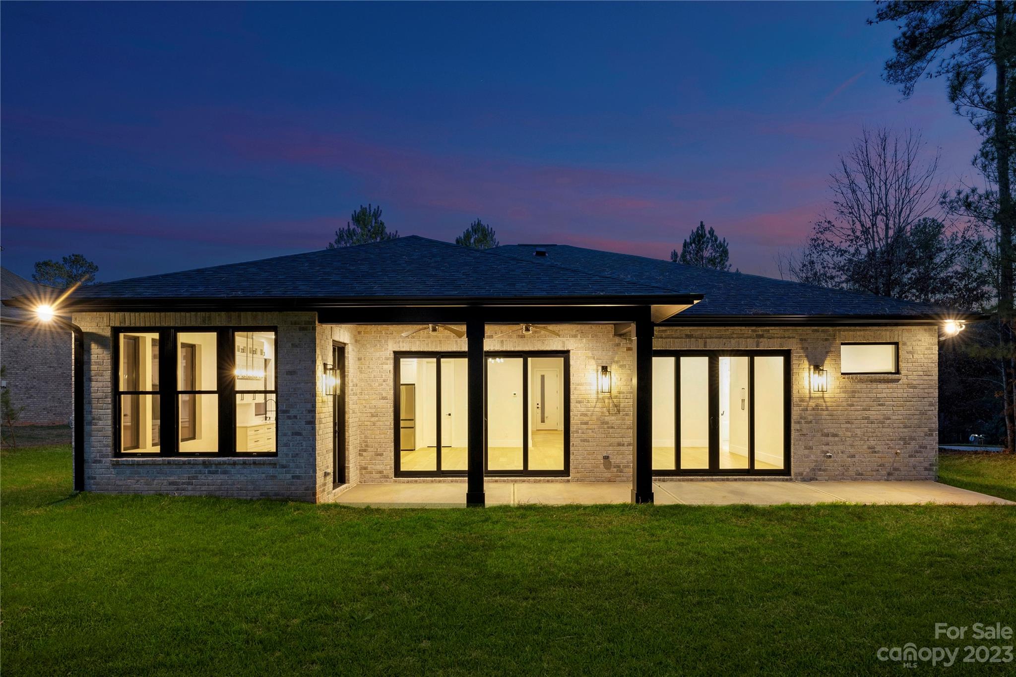 River Lure - Residential