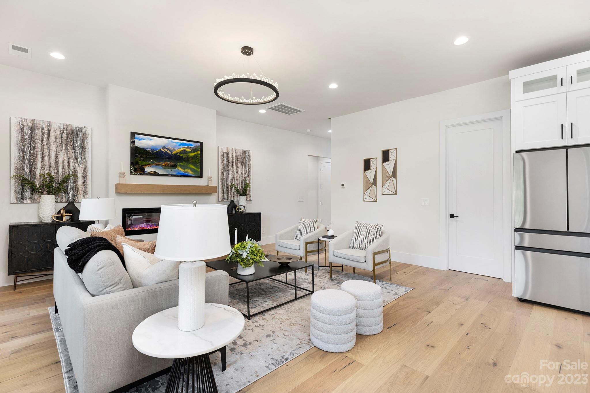 River Lure - Residential