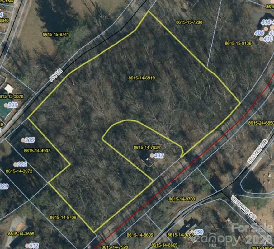 3.357 Acres fronts Joy Lane to the NW and S. Main St. (US 23 BUS) to the SE.  The property is zoned Main Street Neighborhood Residential and can be developed.  The frontage on Joy Lane is almost 415 feet. In this zoning district, residential units can be possibly up to 10 or more units per acre density with proper planning and permitting.  Water and sewer are available.  The property is highly developable in an area that is walkable to the library, restaurants, churches and shopping.