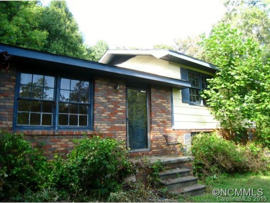 OFFER HAS BEEN ACCEPTED BY SELLER.