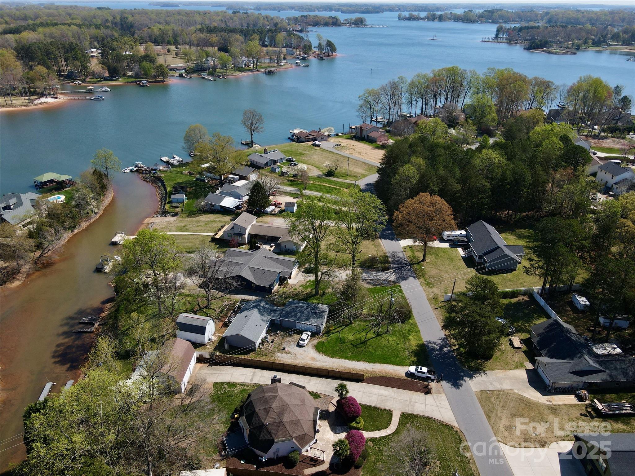 7977 Lucky Creek Lane