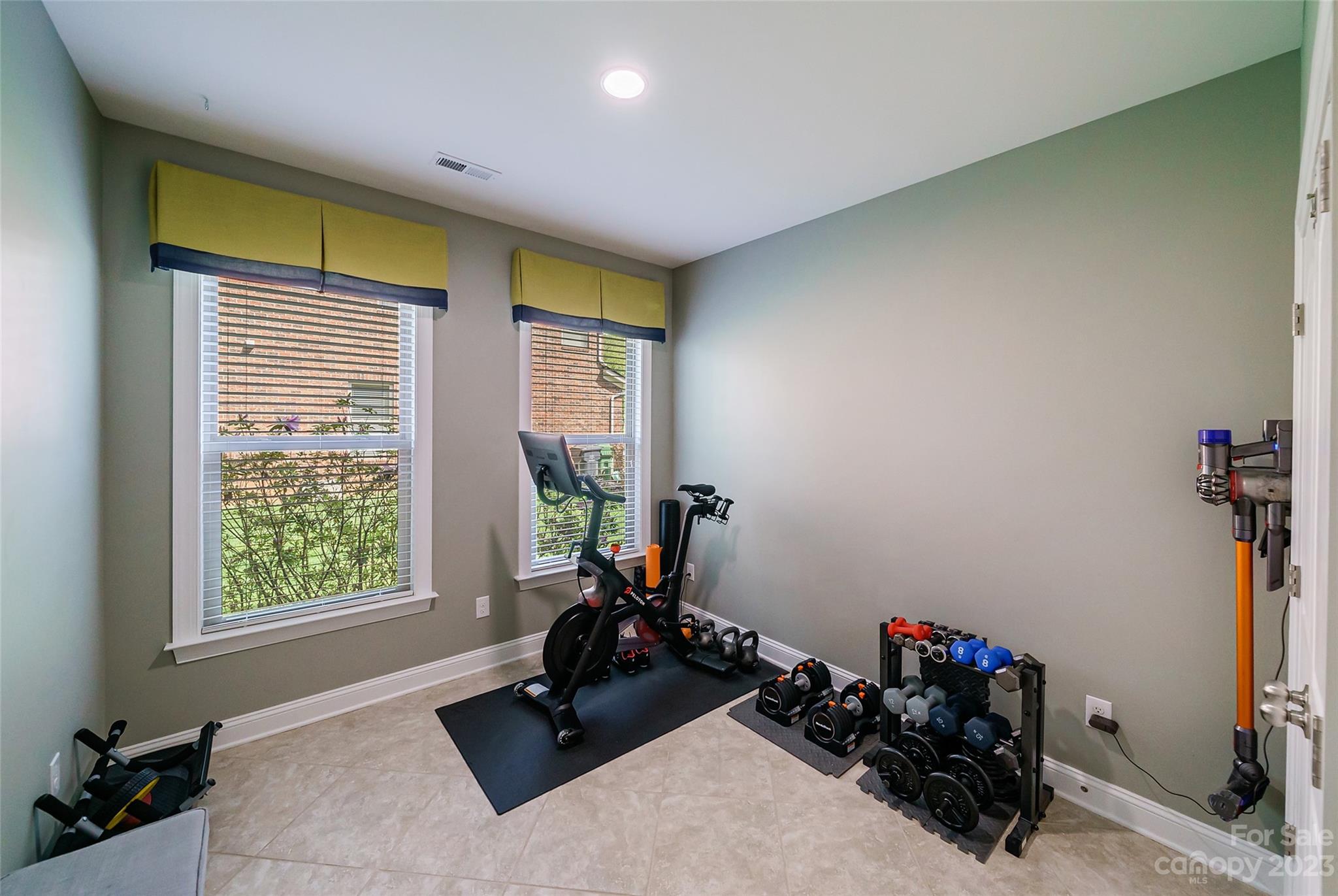 Barber Rock - Residential