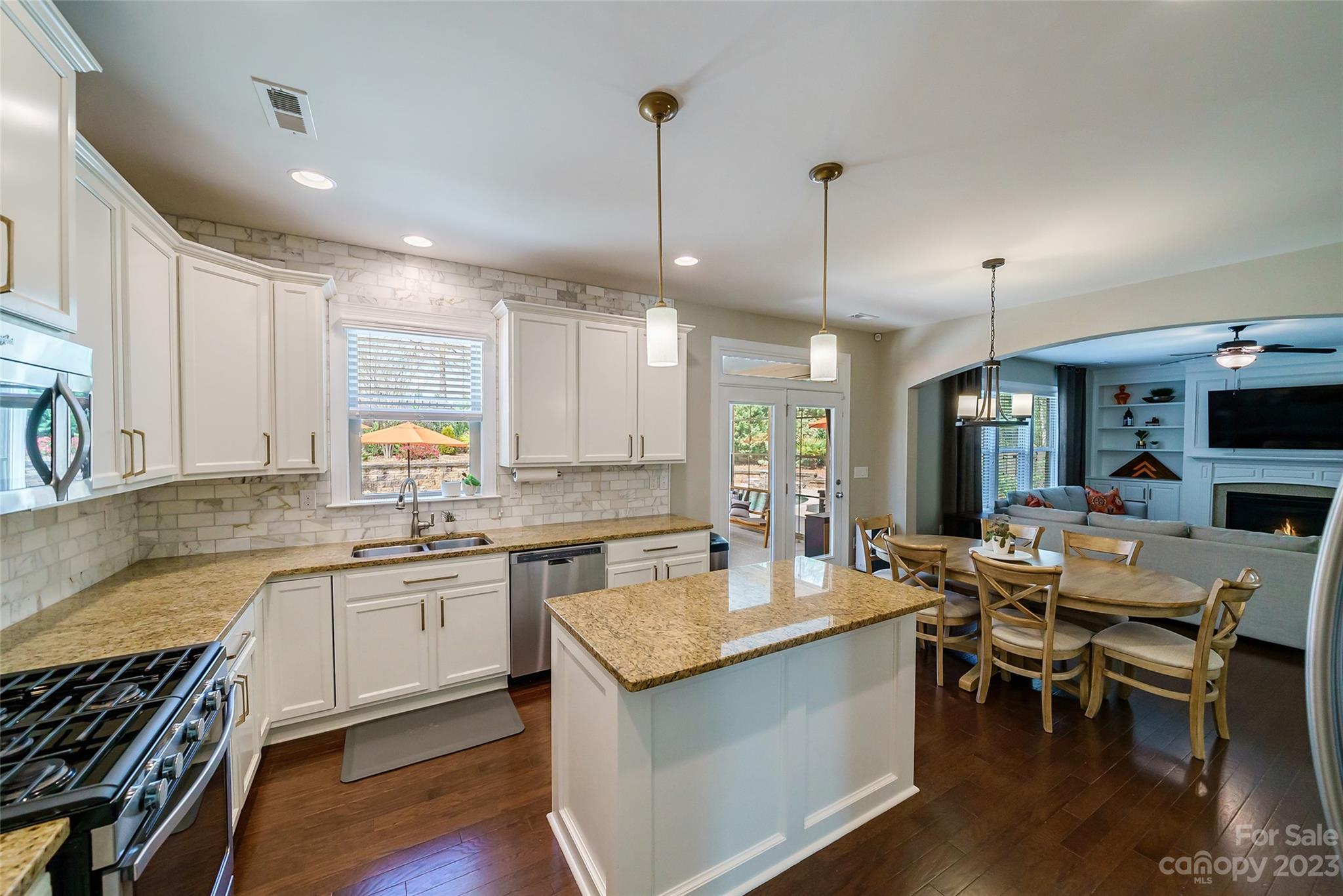 Barber Rock - Residential