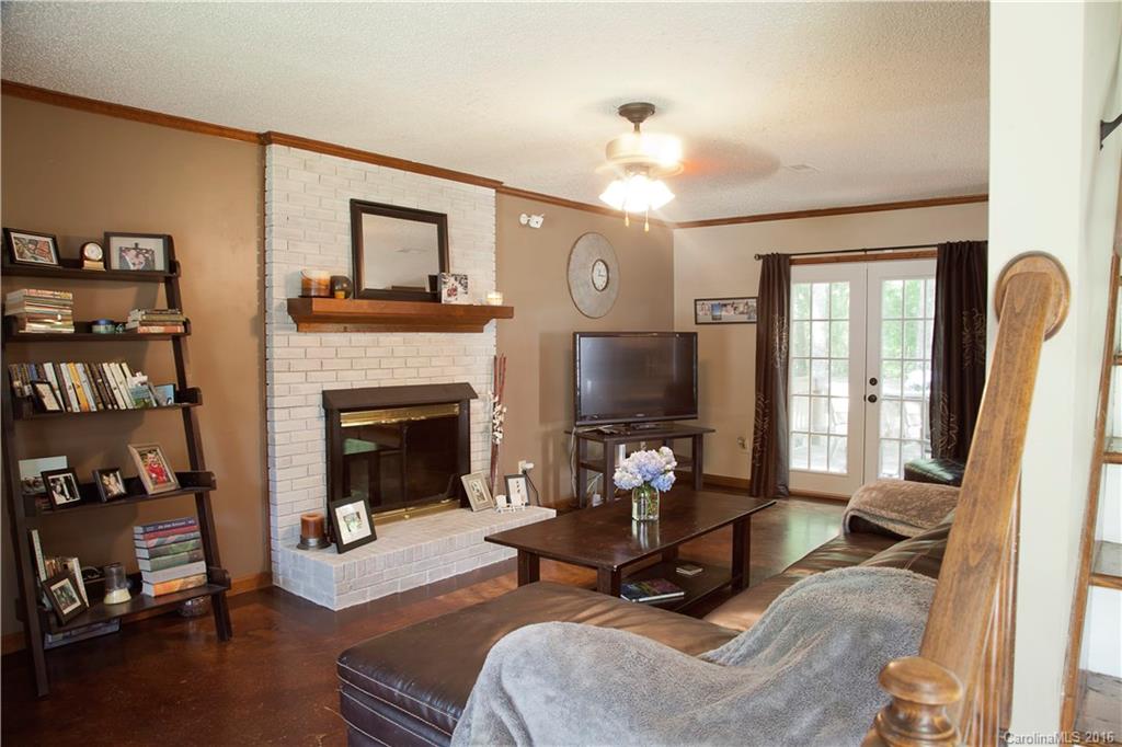 Steel Oaks - Residential