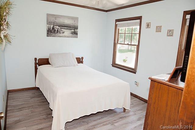 Steel Oaks - Residential