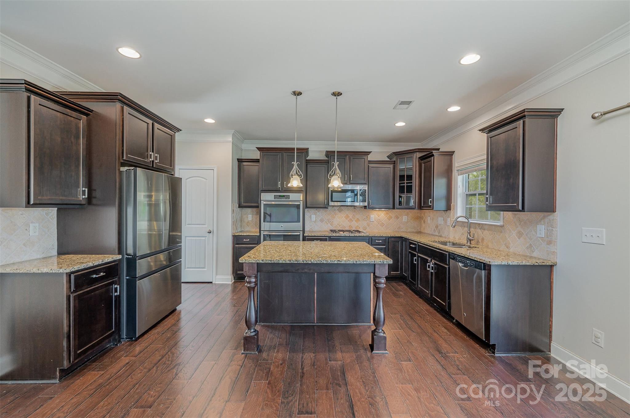 Lake Ridge - Residential