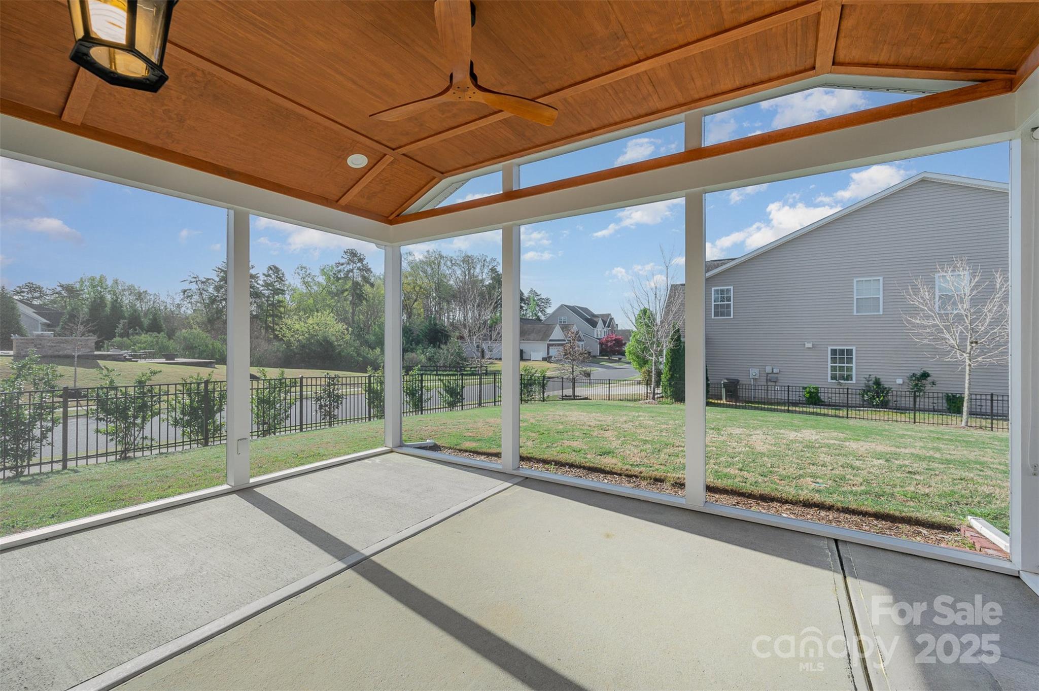 Lake Ridge - Residential