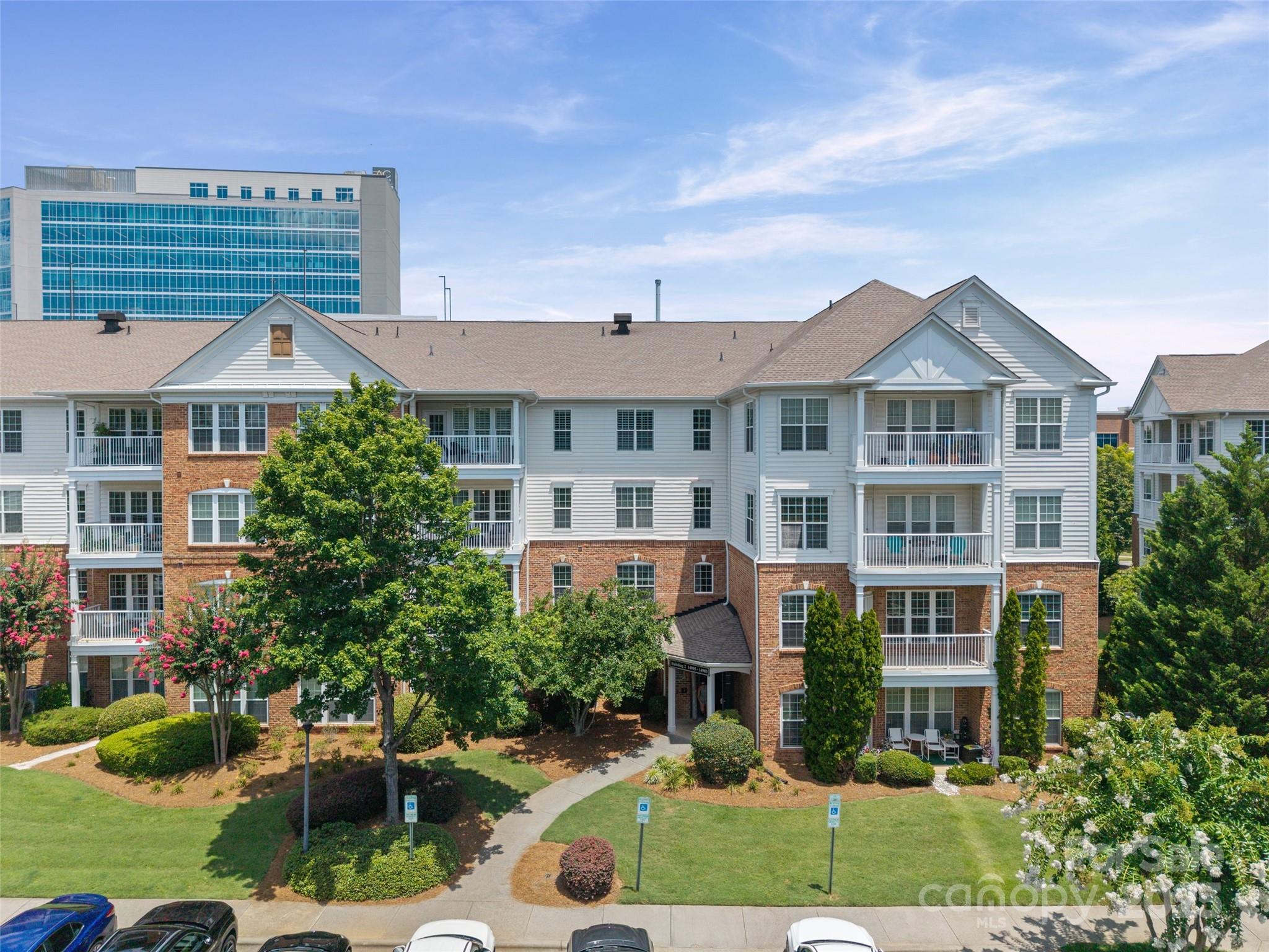 Belle Vista - Residential