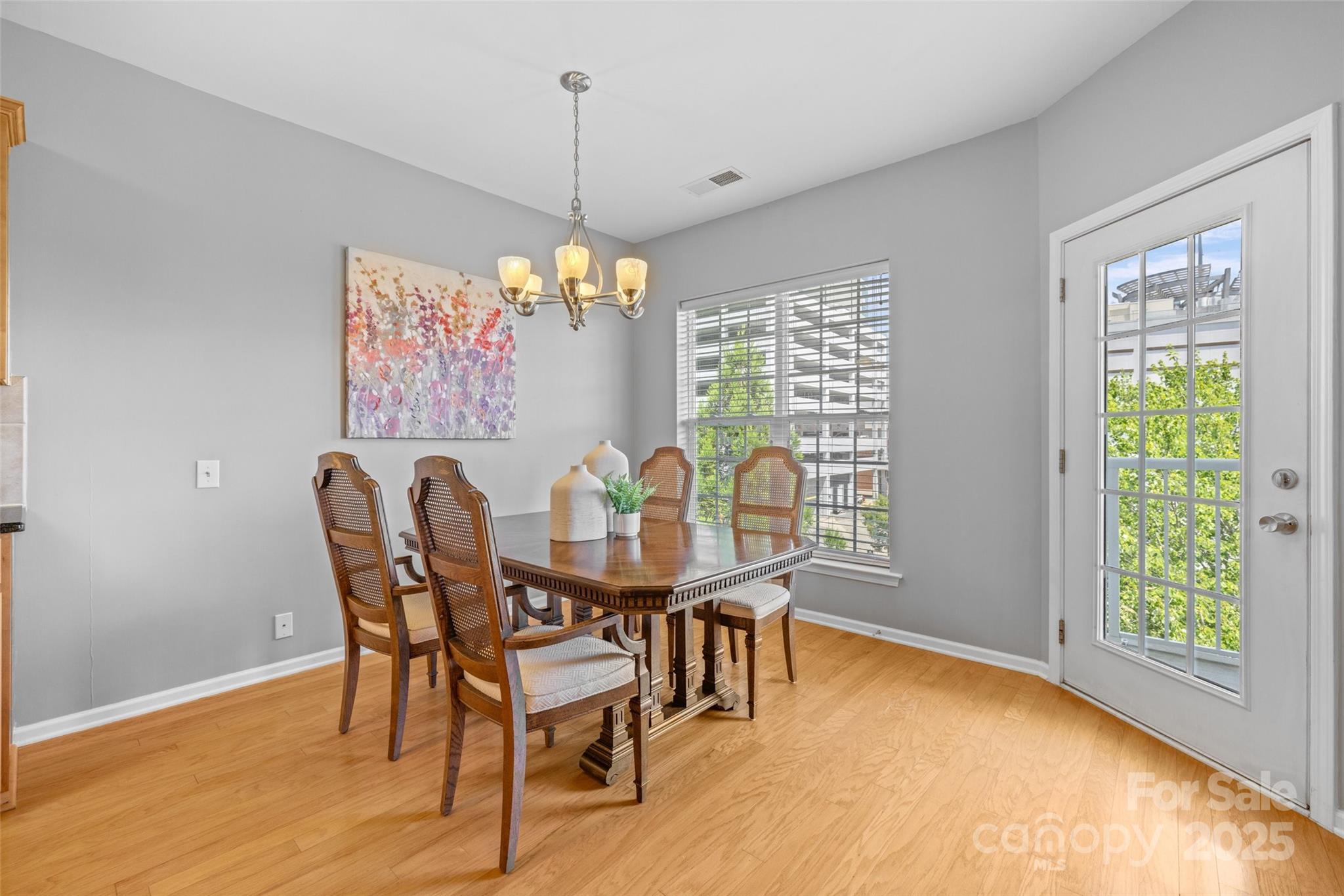 Belle Vista - Residential