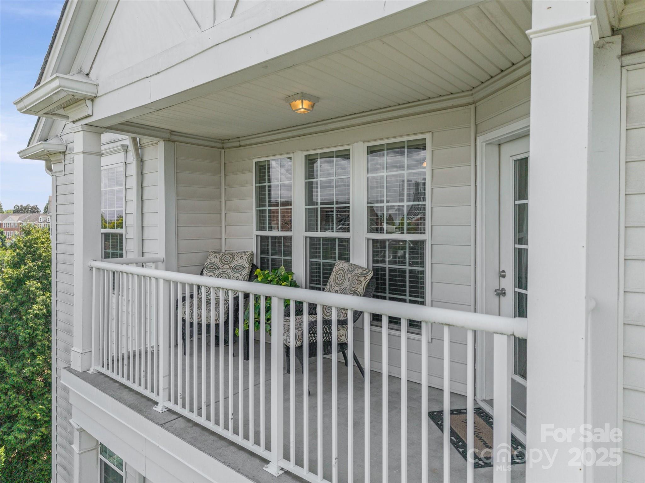 Belle Vista - Residential