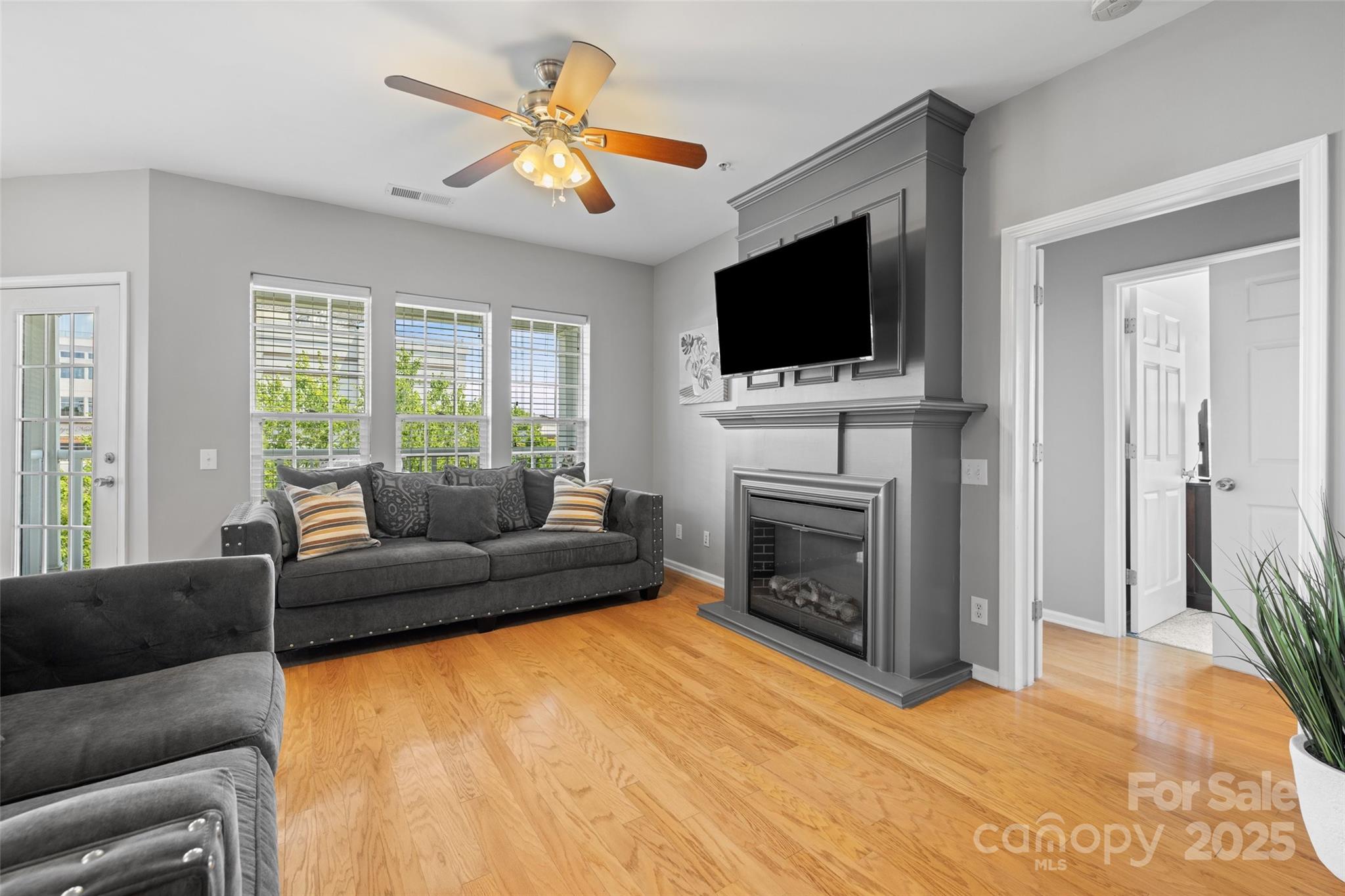 Belle Vista - Residential