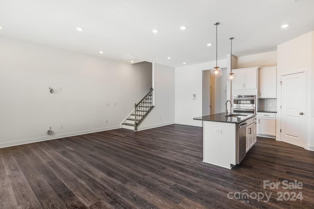 The Ridge at Sugar Creek - Residential