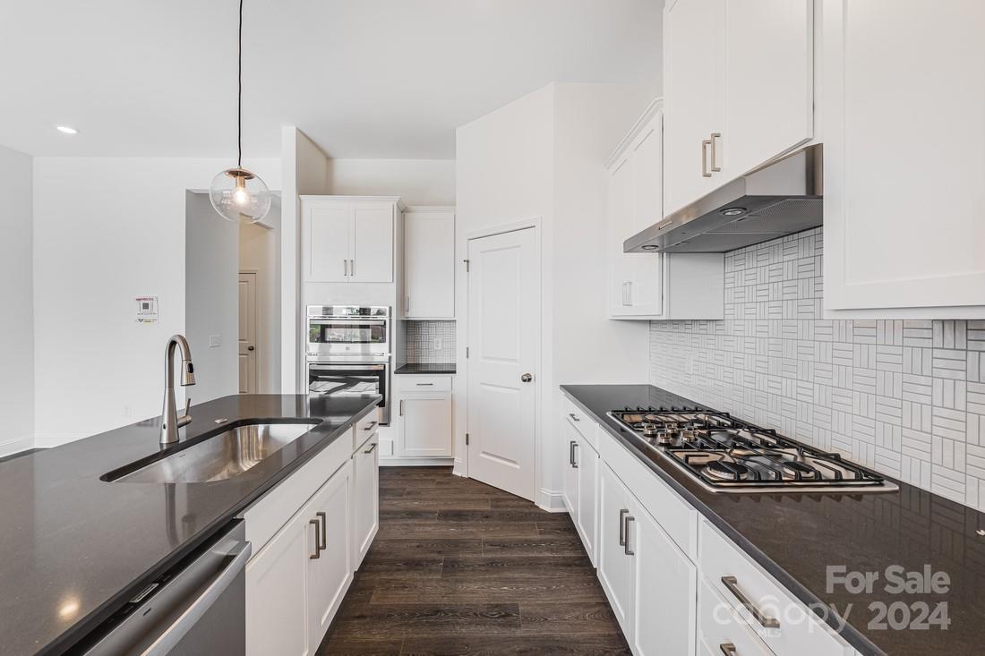 The Ridge at Sugar Creek - Residential