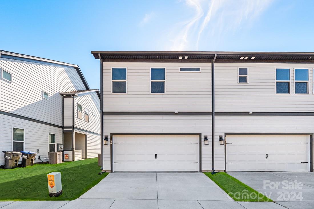 The Ridge at Sugar Creek - Residential