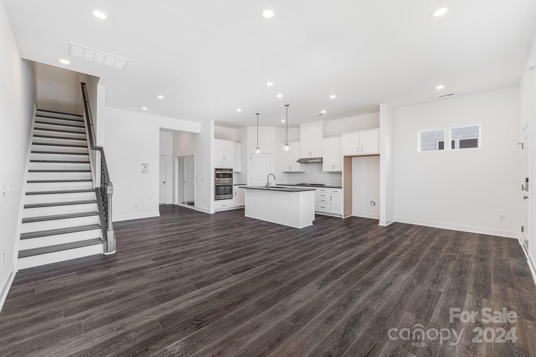 The Ridge at Sugar Creek - Residential