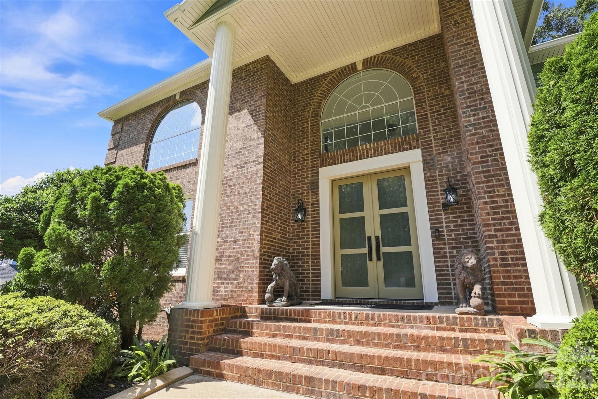 8909 Abberley Court