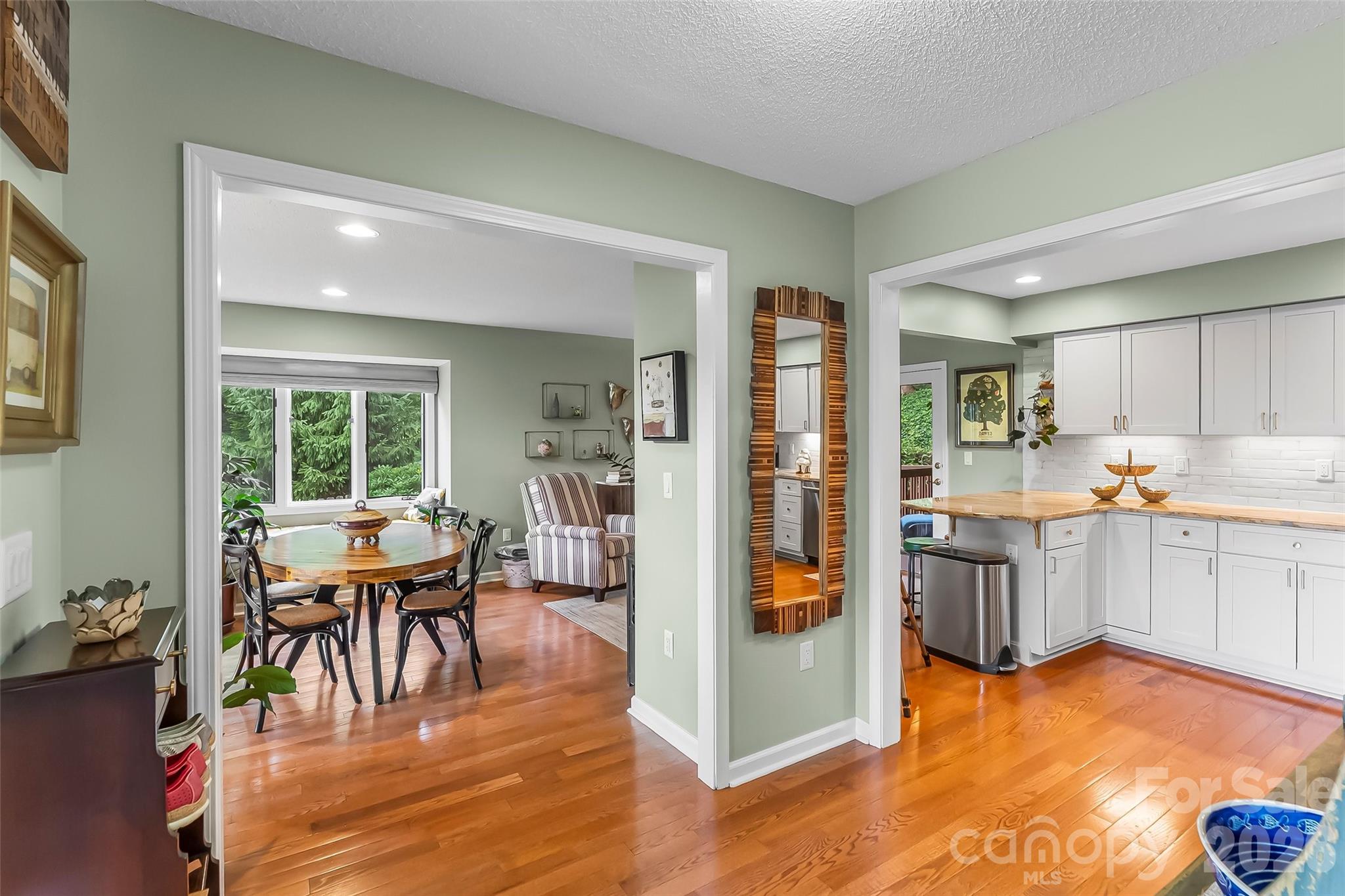 121 Stonecrest Drive