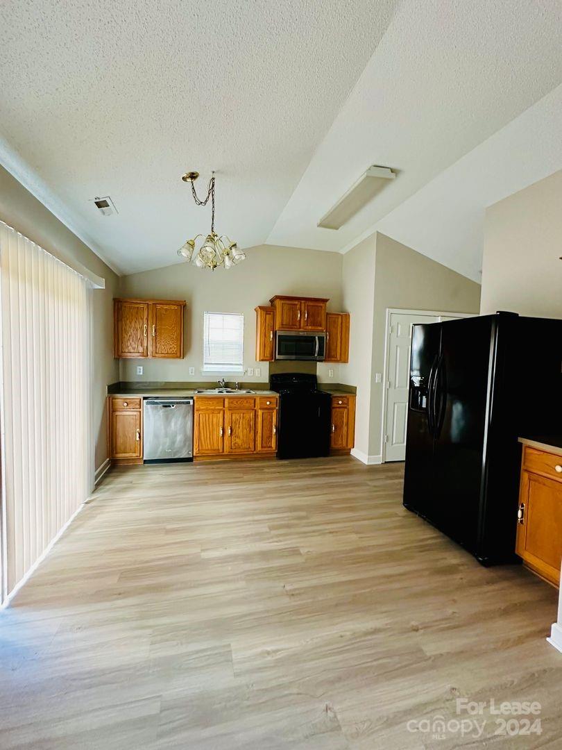 Mallard Pointe - Residential Lease