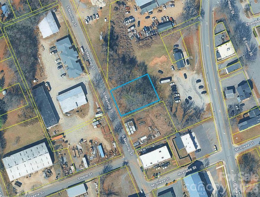 Nice  Commercial lot in rapidly growing city of Statesville. Perfect central location. Zoned CBP . Consider small industrial, warehouse, office.