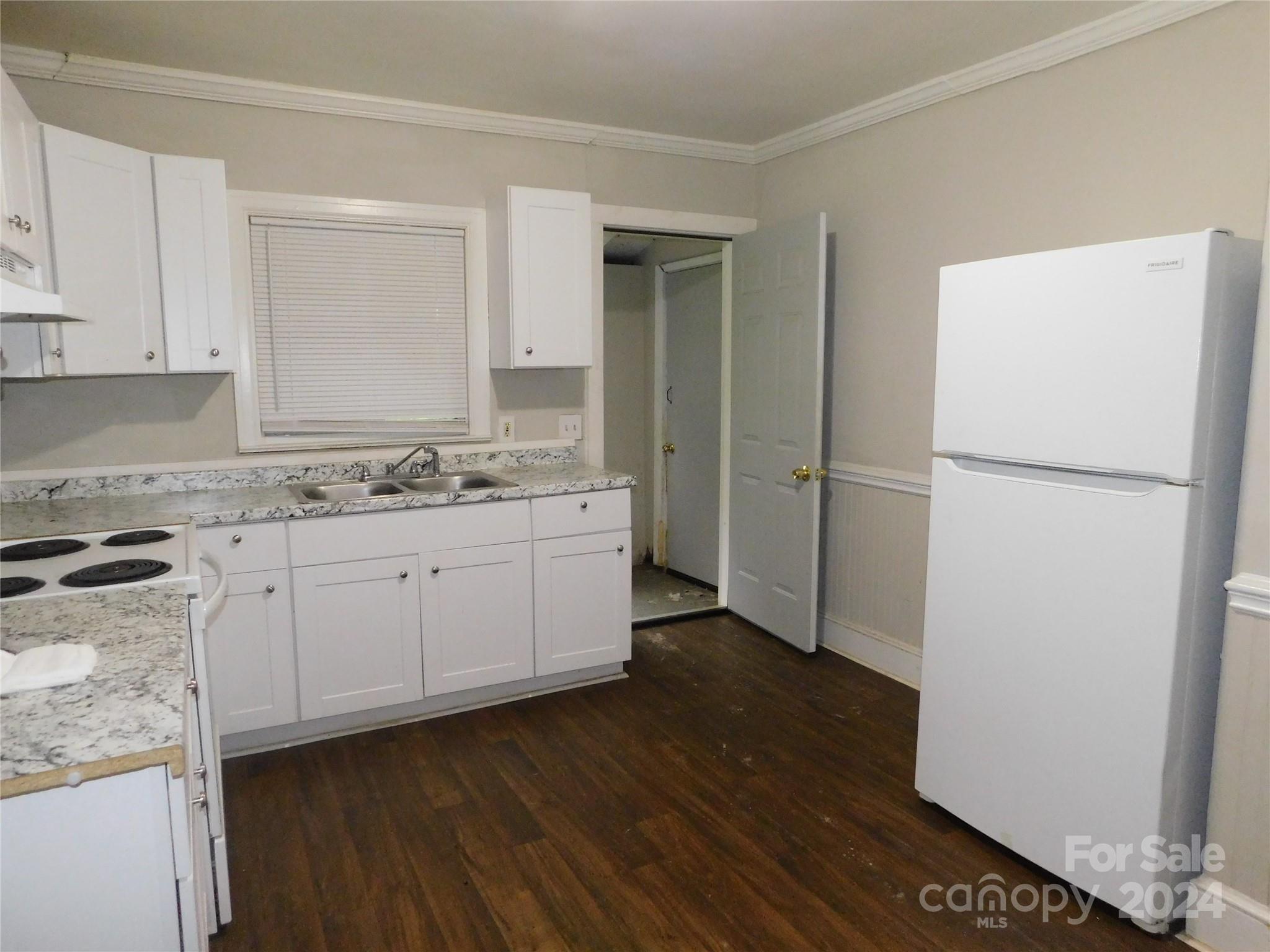 none - Residential Income