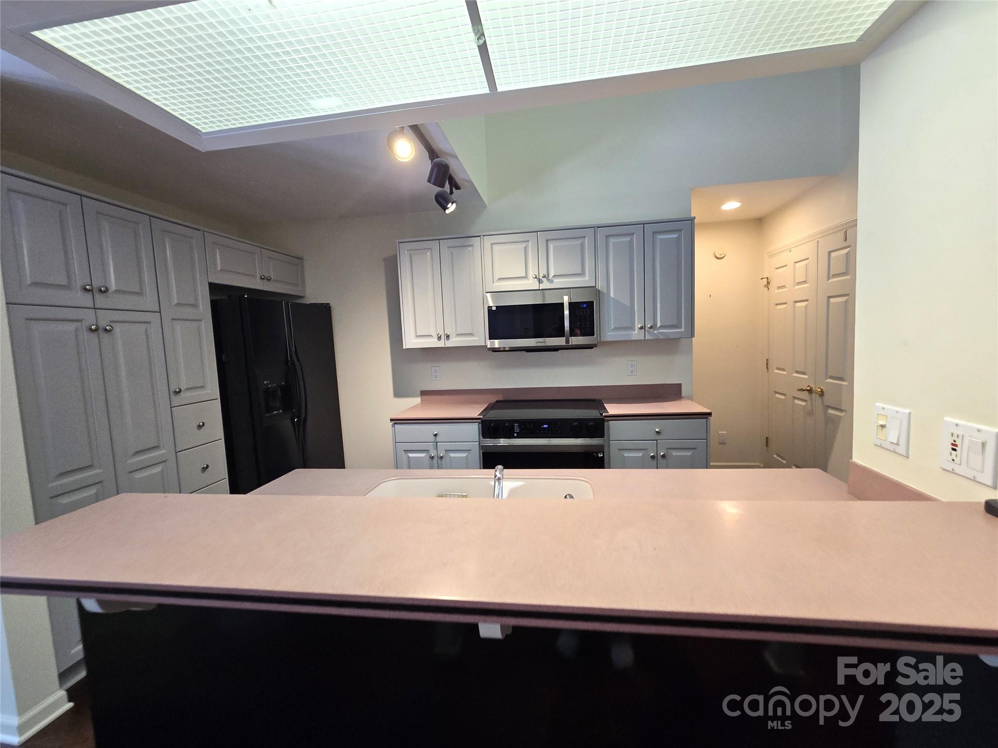 124 Cardinal Road