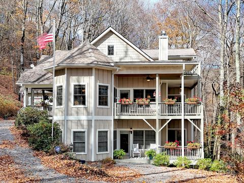 A home in Waynesville