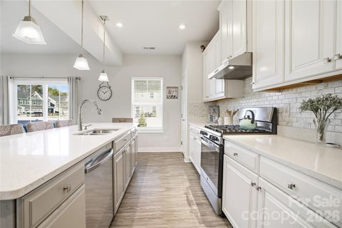 1880 Tacoma Way Denver NC 28037