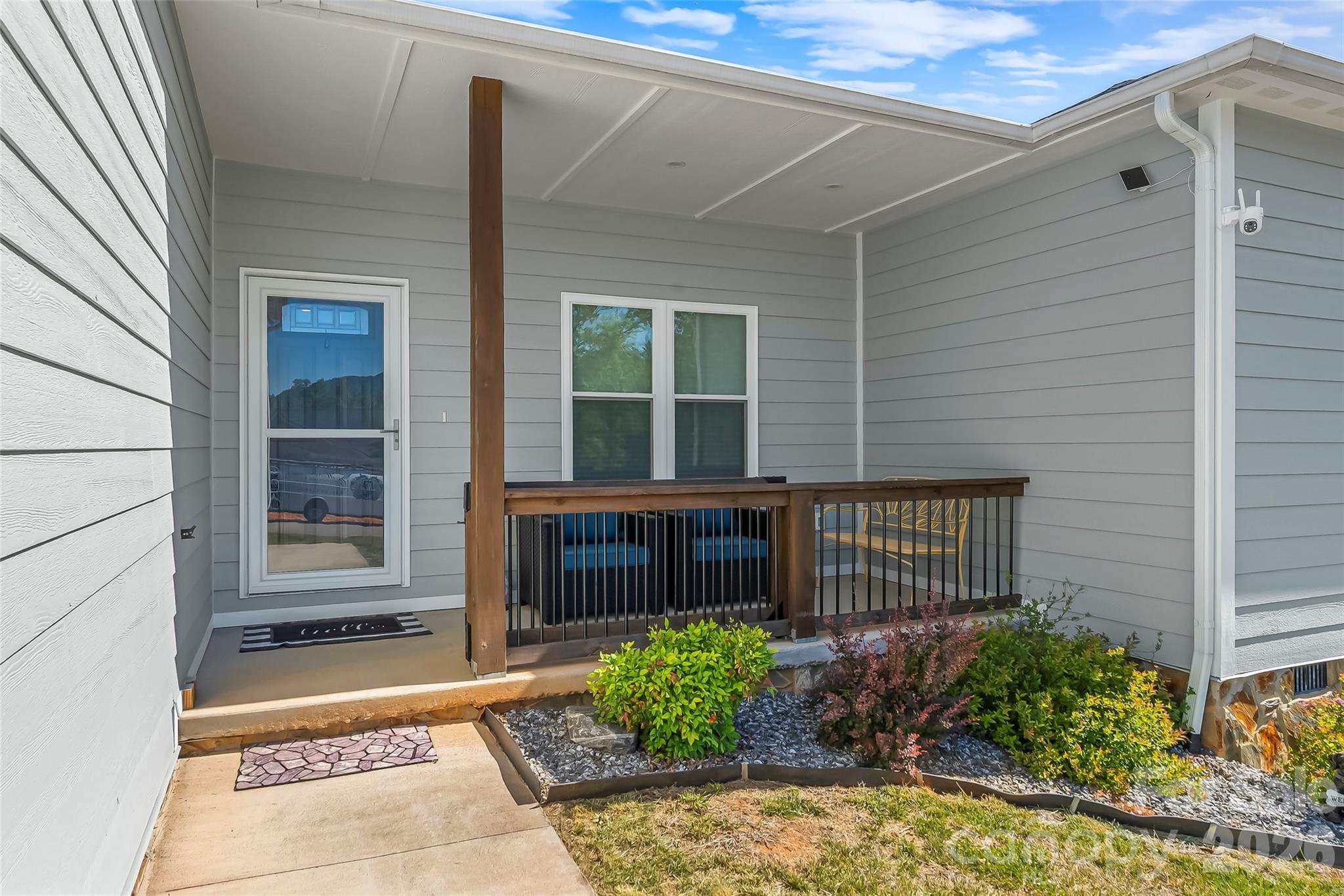 2455 Saratoga Run