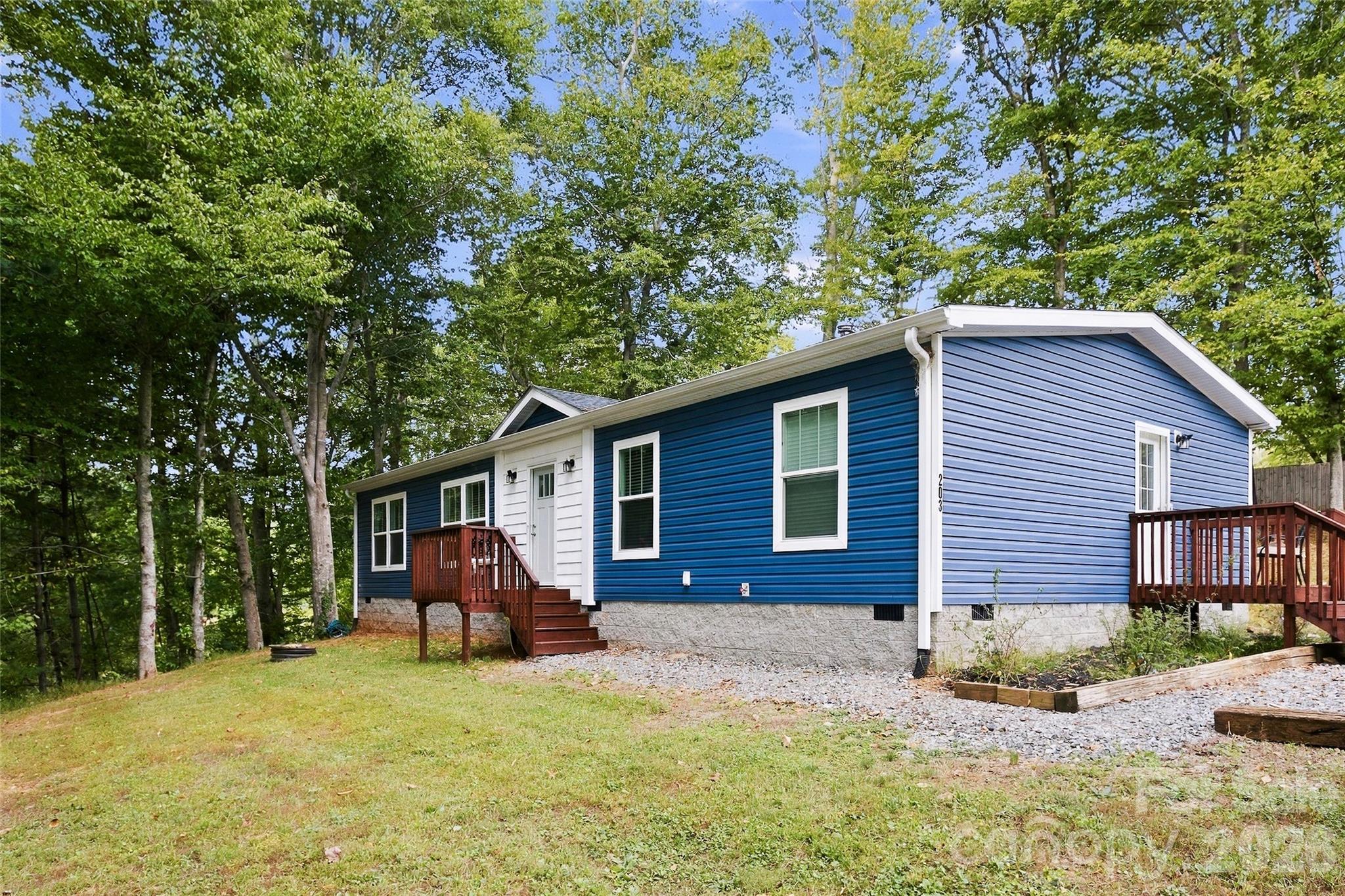 203 Beaverdam Loop Road