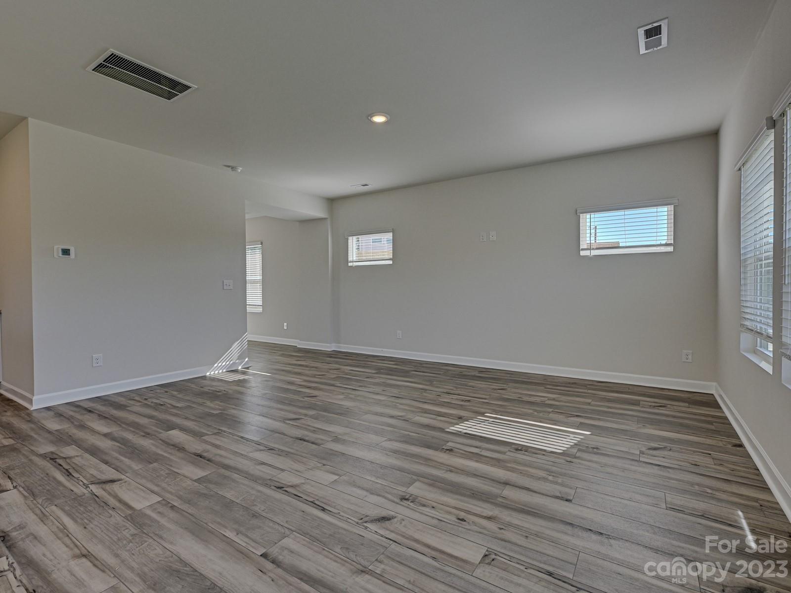 Anniston Chase - Residential