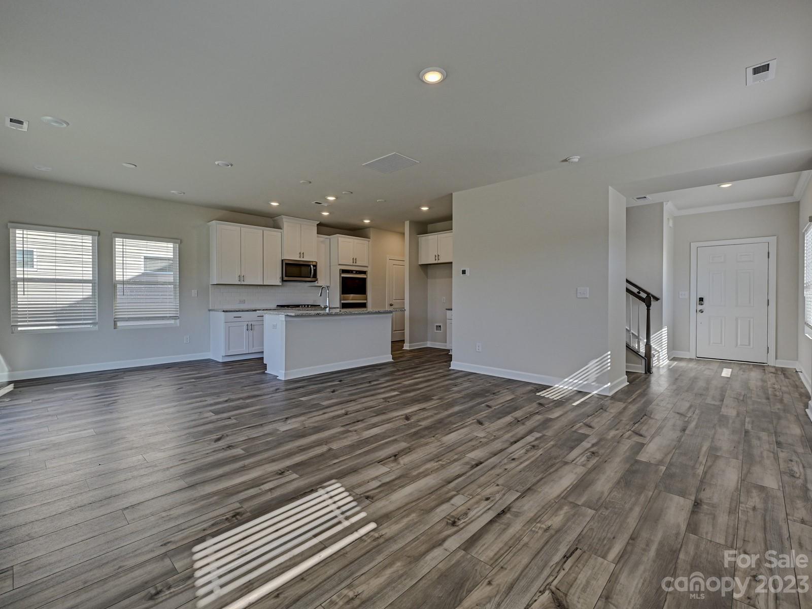 Anniston Chase - Residential