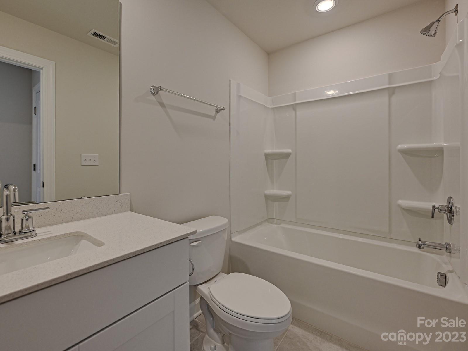 Anniston Chase - Residential