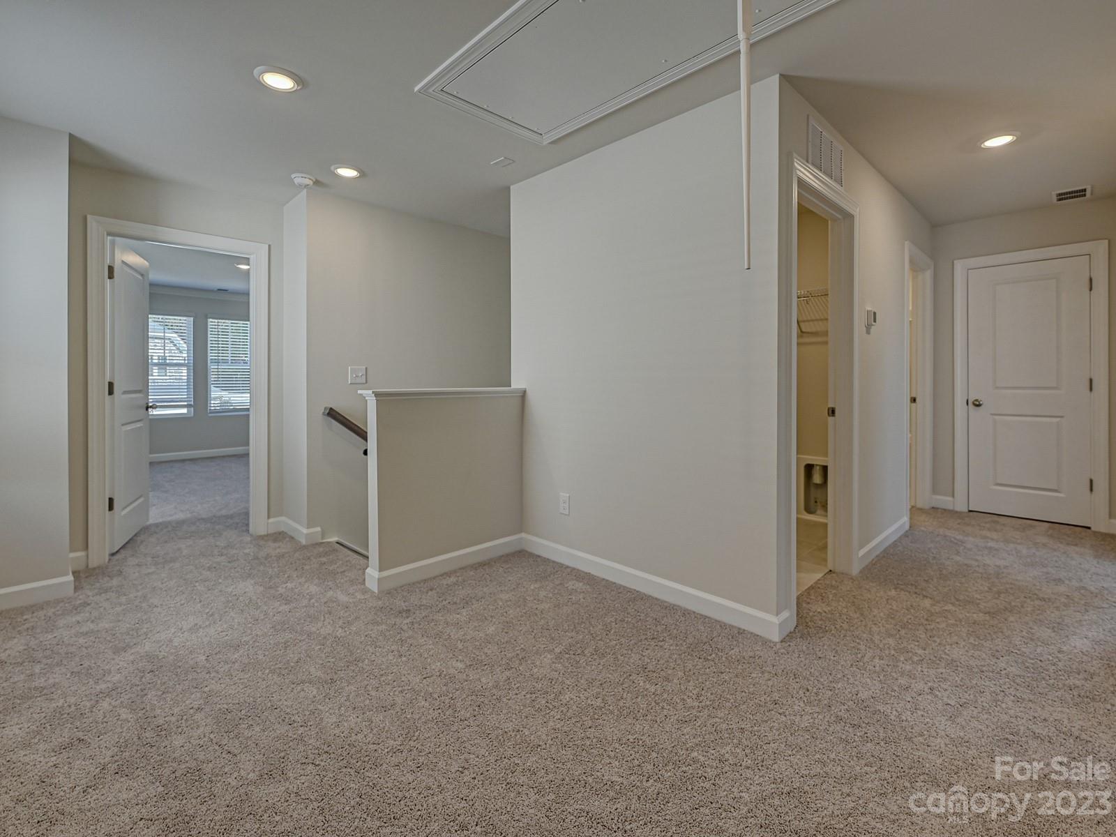 Anniston Chase - Residential