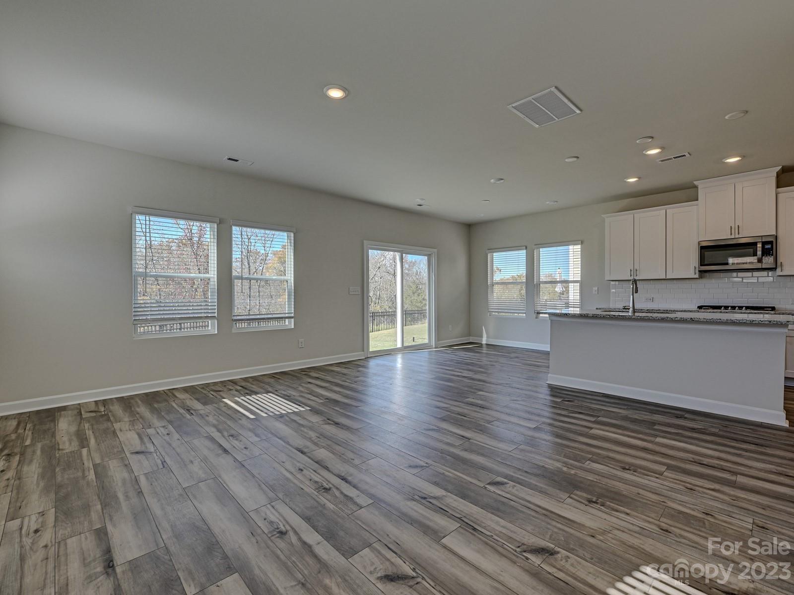 Anniston Chase - Residential