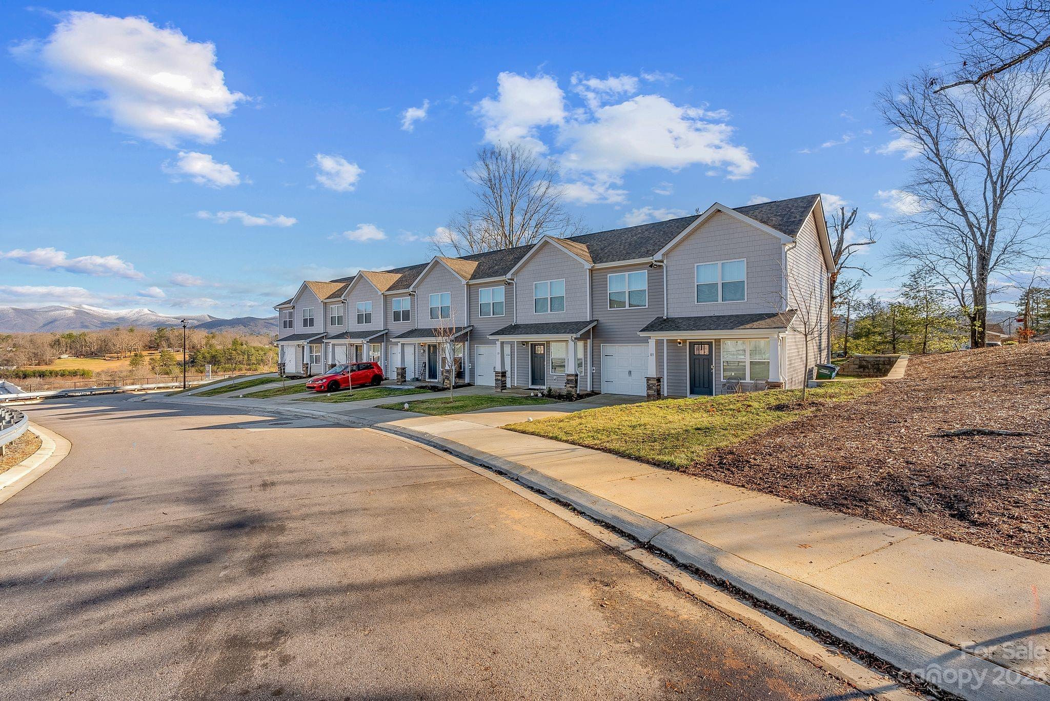 Northridge Commons - Residential