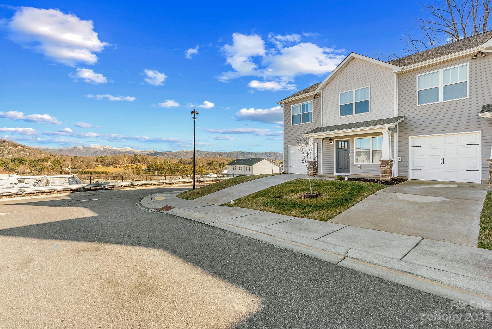 Northridge Commons - Residential