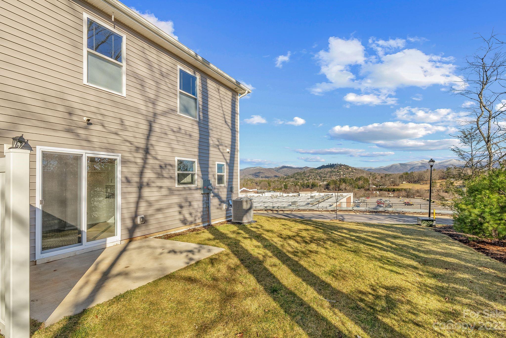 Northridge Commons - Residential