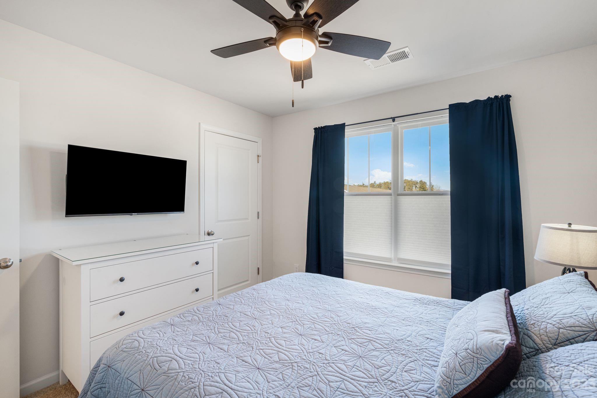 Northridge Commons - Residential