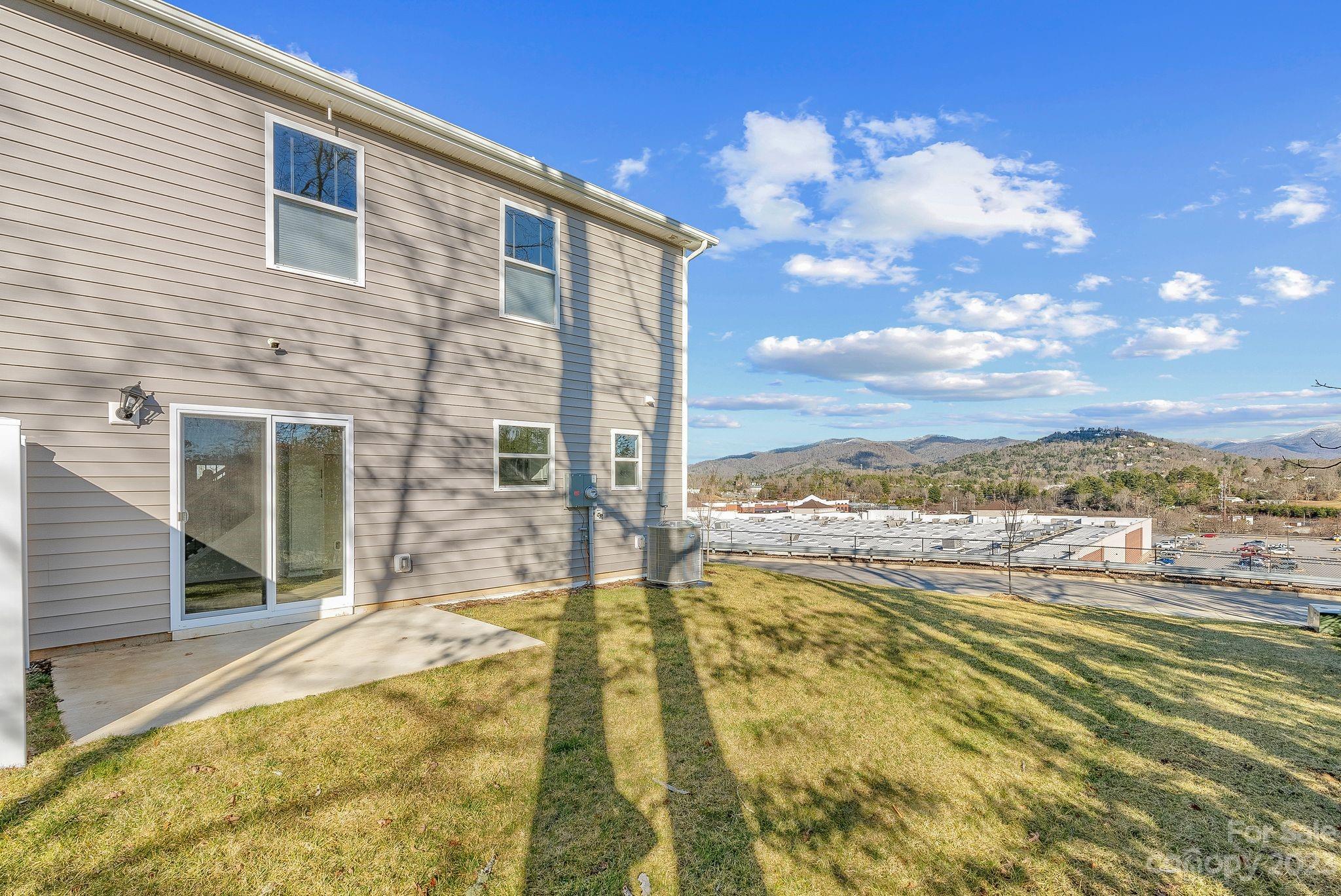 Northridge Commons - Residential