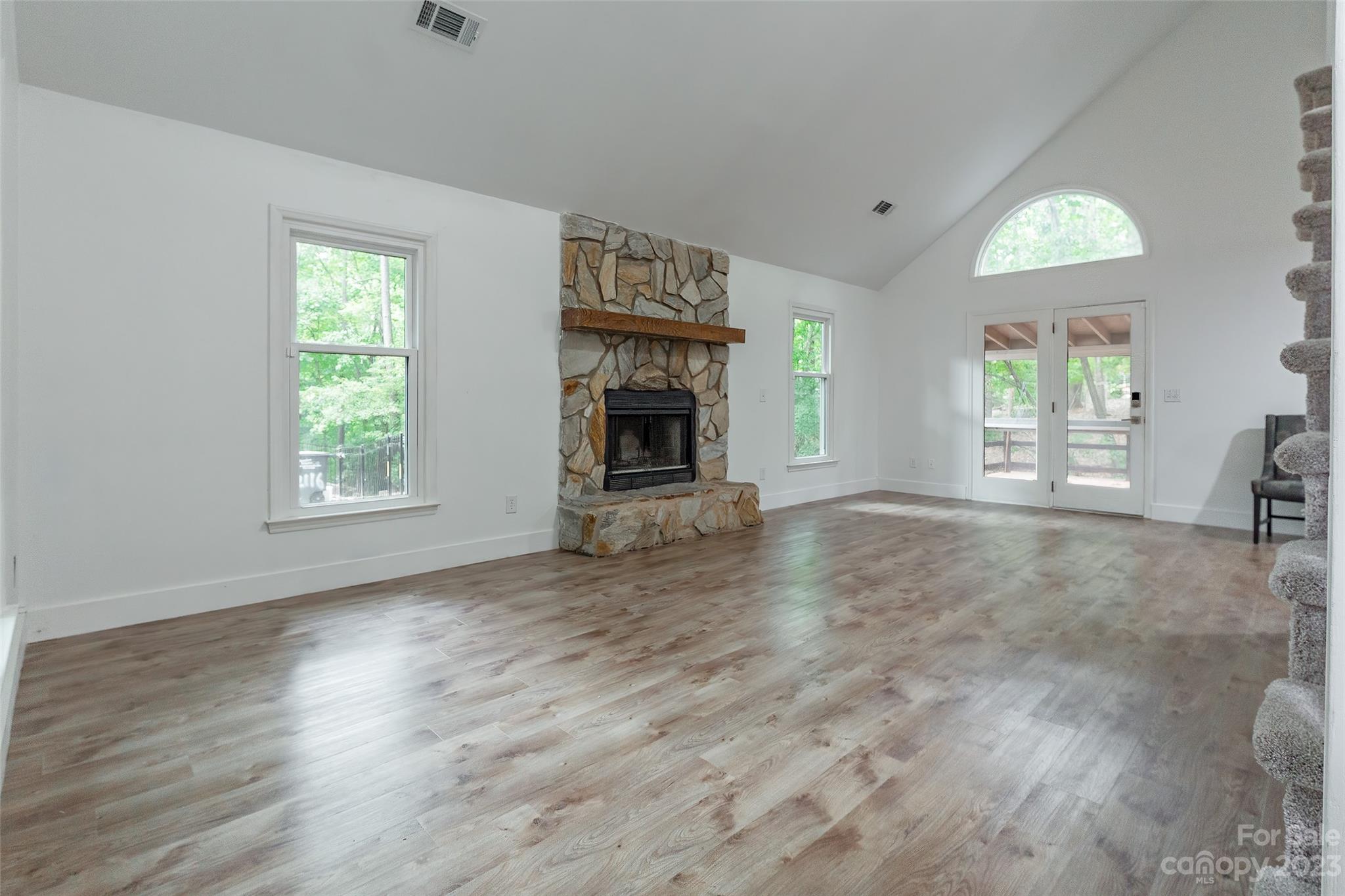 Tega Cay - Residential