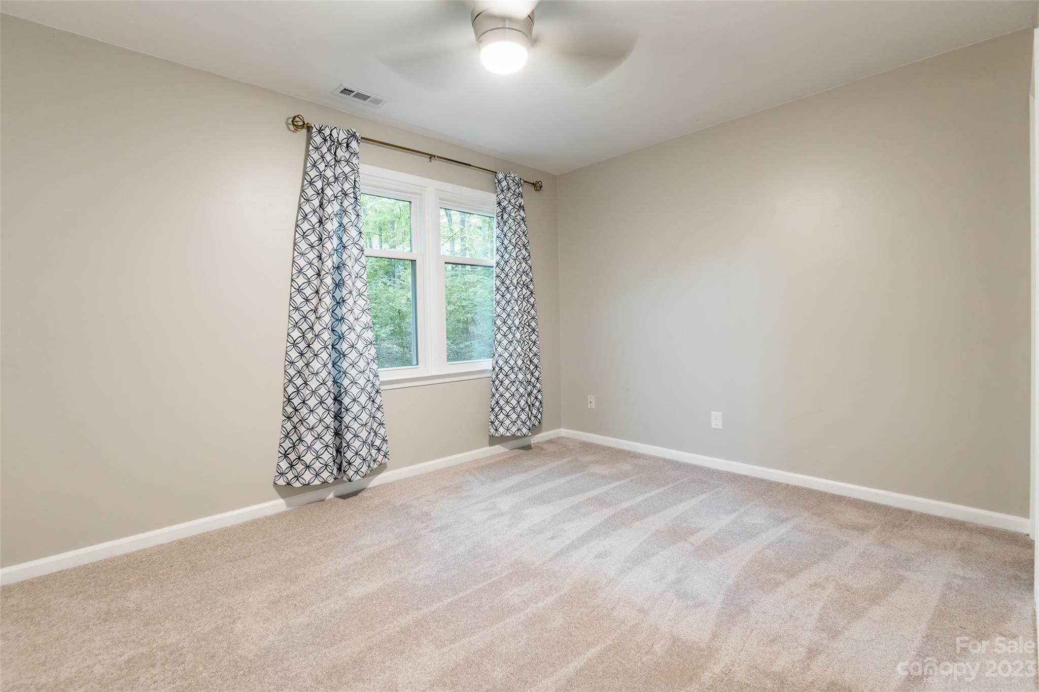 Tega Cay - Residential