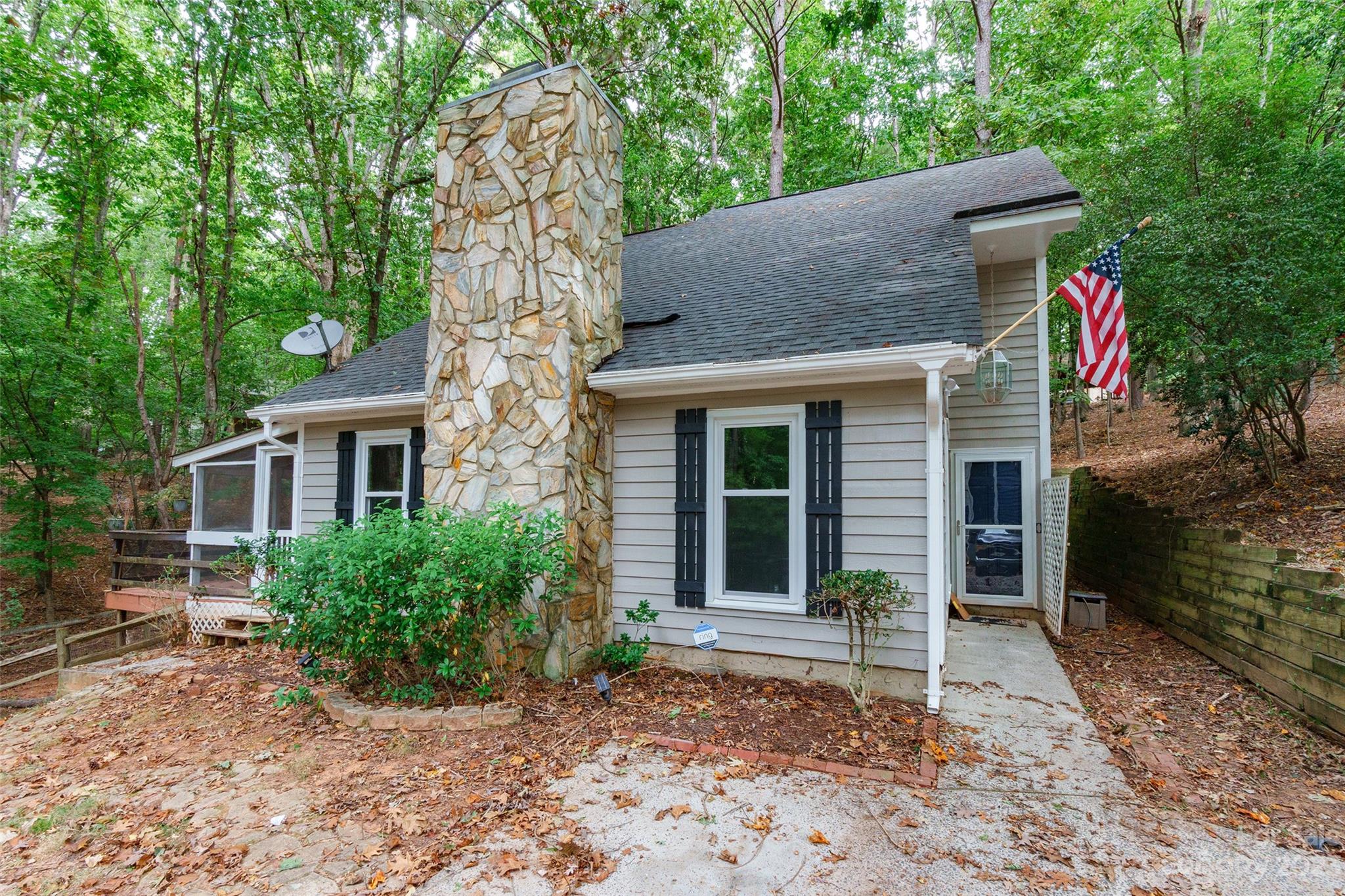 Tega Cay - Residential