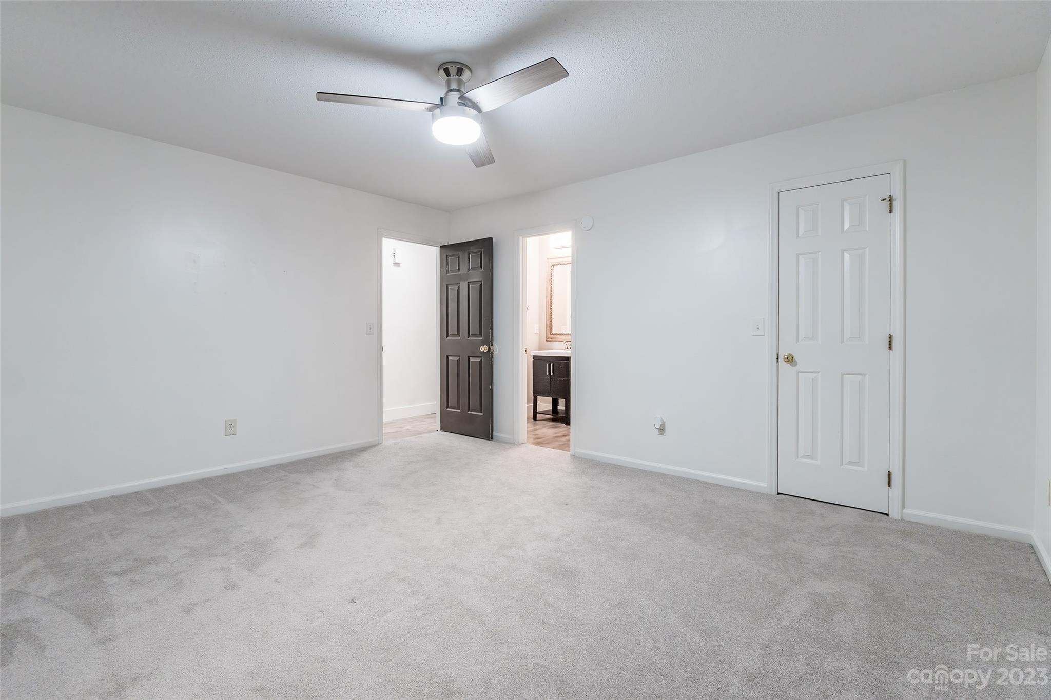 Tega Cay - Residential