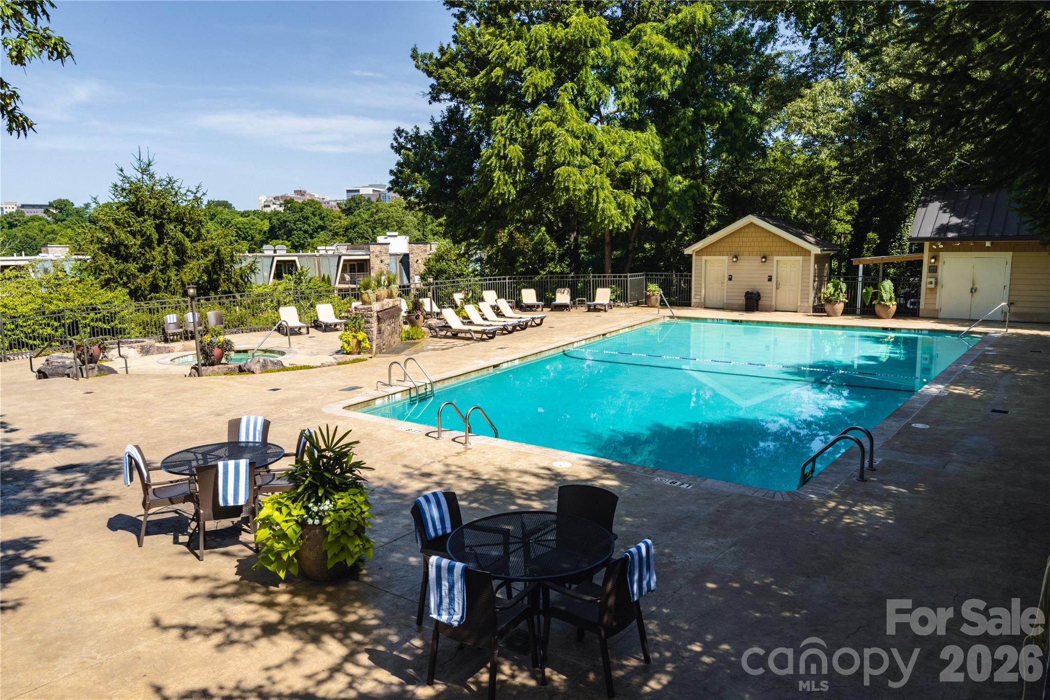 Residences At Biltmore - Residential